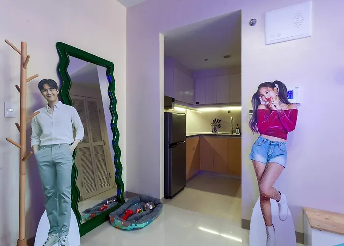 Korea In The Staycation With Pool, Gym And
